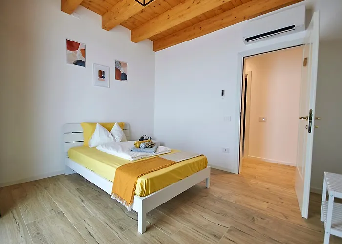 Ca' Brazzo Bed Relais 3*