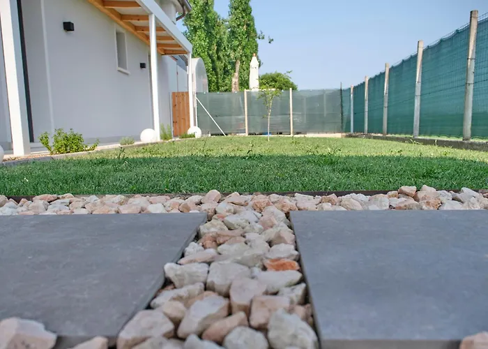 Ca' Brazzo Bed Relais Bed & Breakfast 3*